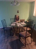 Building Photo - 10723 SW Canterbury Ln