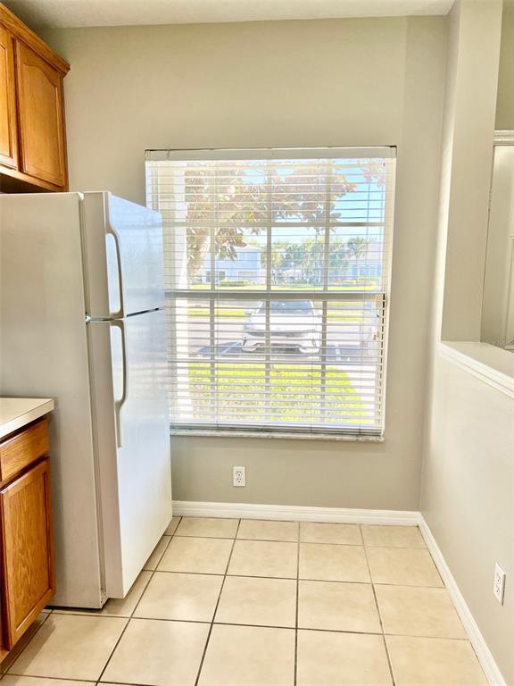 Building Photo - 9305 Jasmine Flower Ln