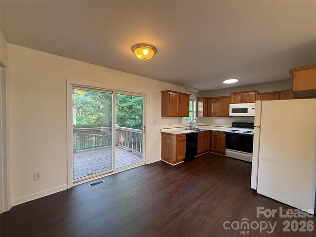 Building Photo - 103 Kam Dr
