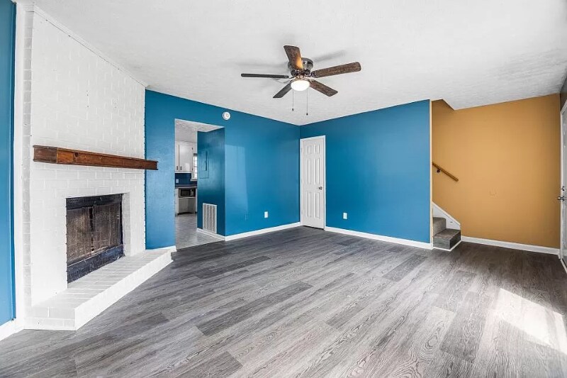 Building Photo - 1019 Green Valley Dr NW