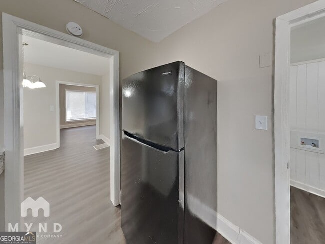 Building Photo - 1284 Westmont Rd SW