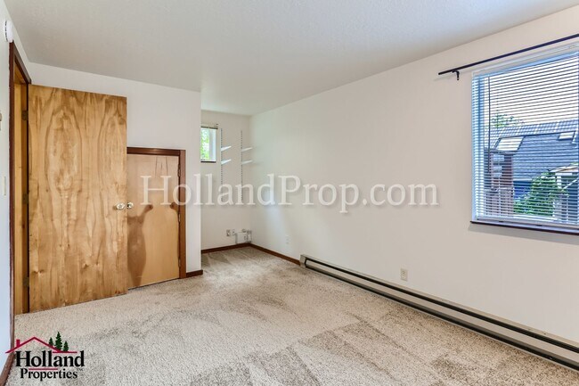 Building Photo - Spacious 1-Bedroom Plus Bonus Room in Forest Grove! BEST PRICE $1,650!!!