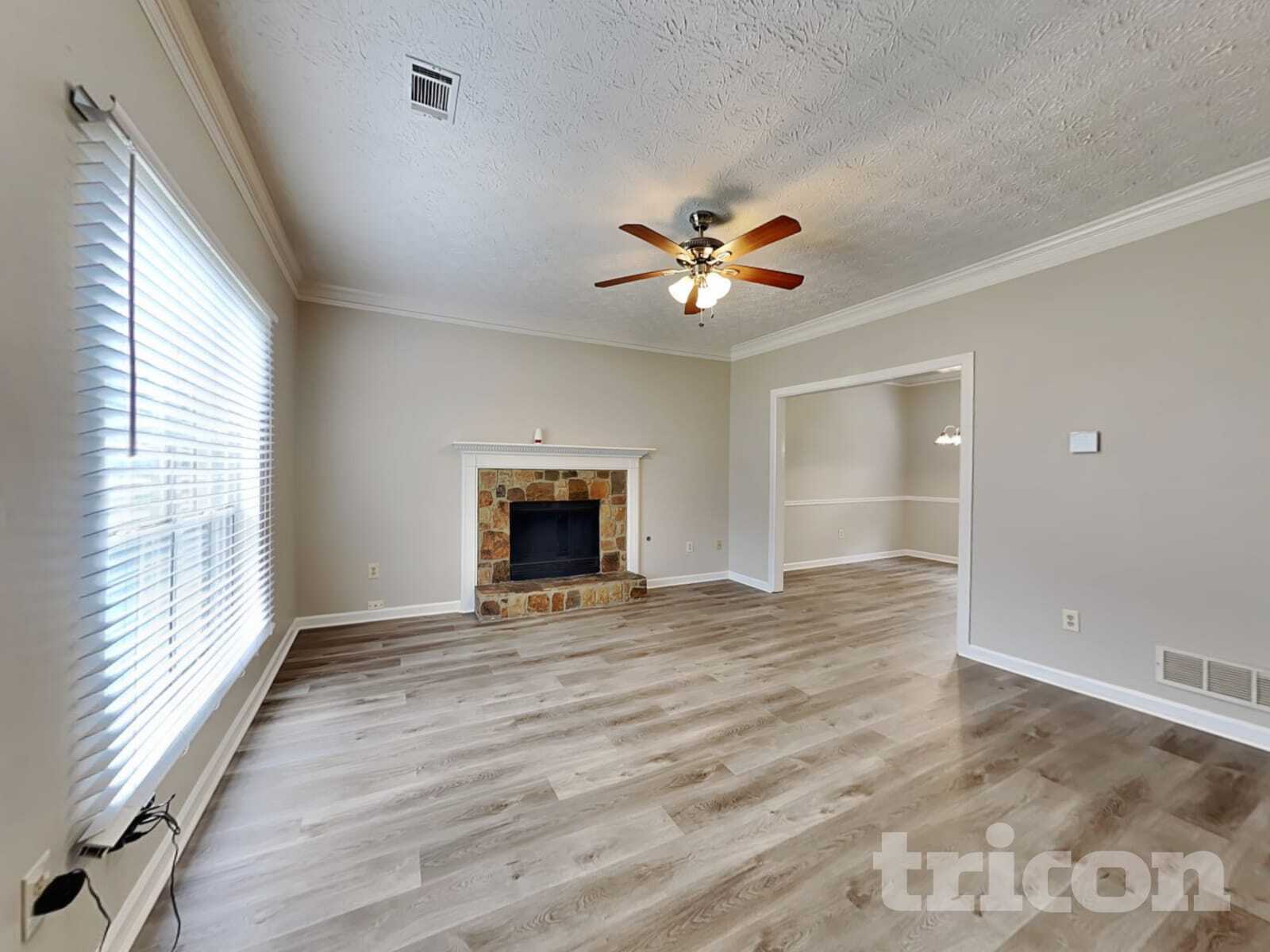 Building Photo - 1475 Watercrest Cir