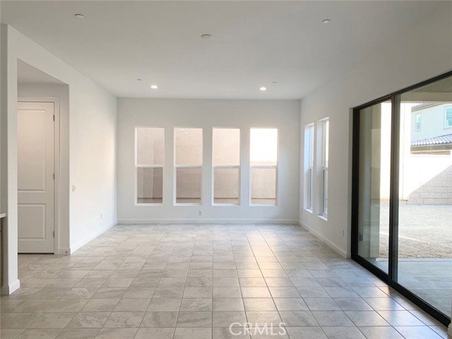 Building Photo - 20816 Pine Cone Cir