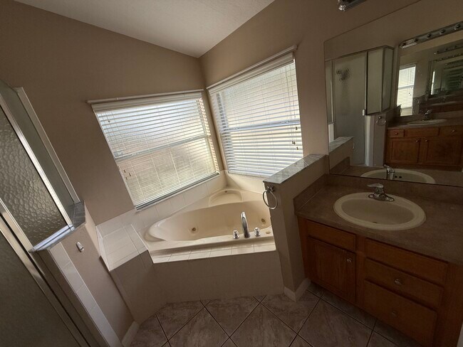 Building Photo - 3052 Wild Pepper Ave