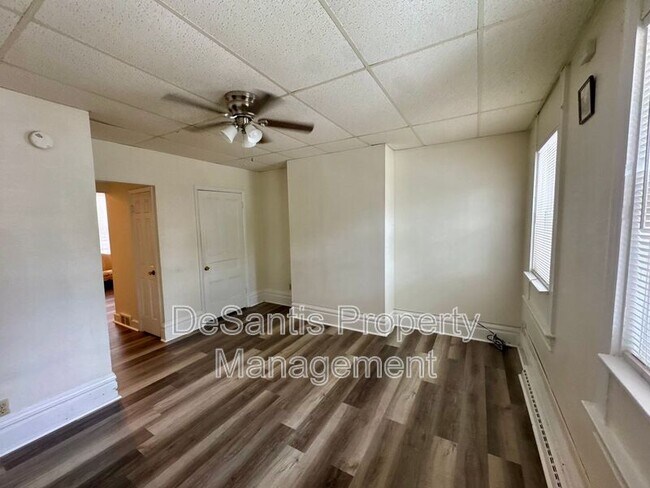 Building Photo - 1509 Hatteras St