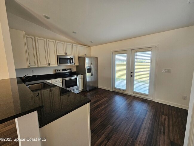 Building Photo - 1837 Ardmore St NE