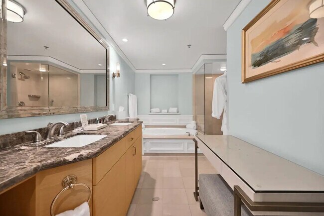 Building Photo - 455 Grand Bay Dr