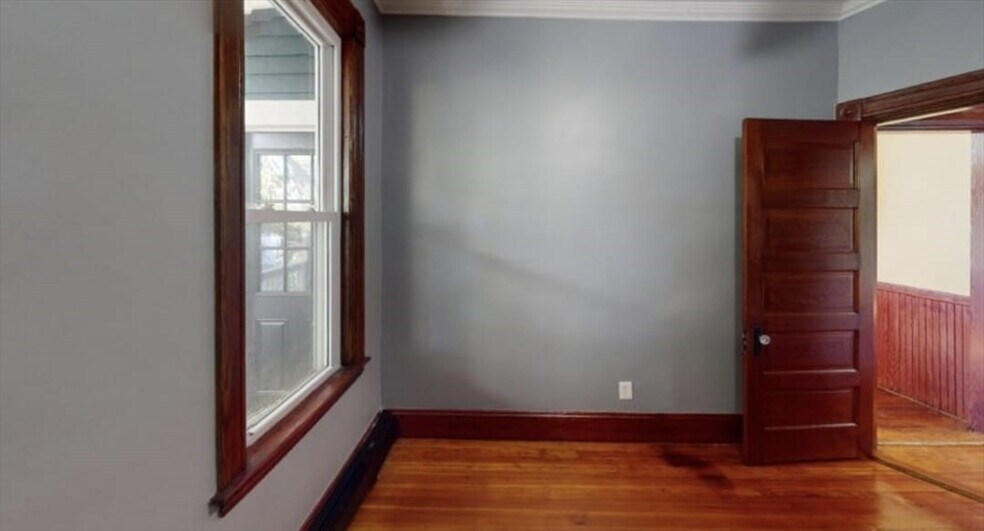 Building Photo - 24 Wakullah St