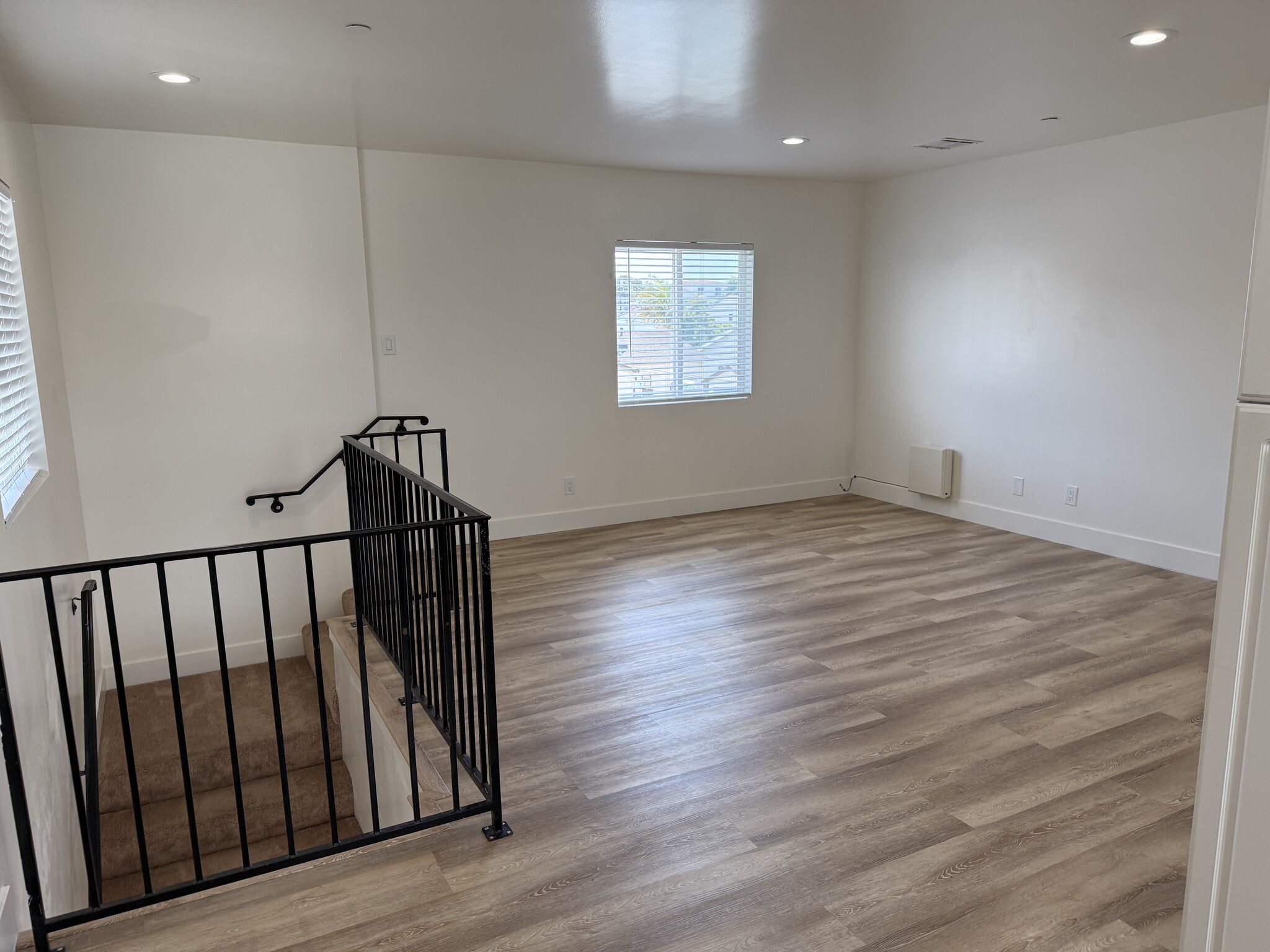 Building Photo - 4706 W 164th St