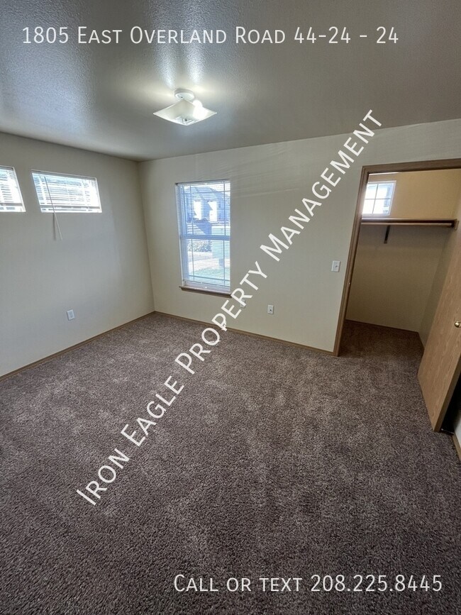 Building Photo - 1805 E Overland Rd