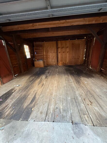 Barn - Ground Floor - 10 Mine St