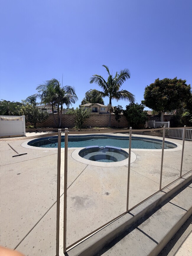 Building Photo - 6132 E Baja Dr
