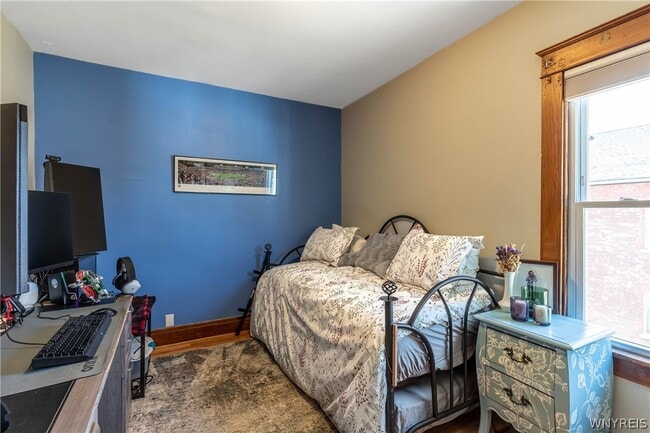 Building Photo - 230 Pennsylvania St