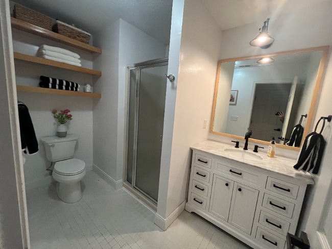 Building Photo - 62 Fox Run Ct