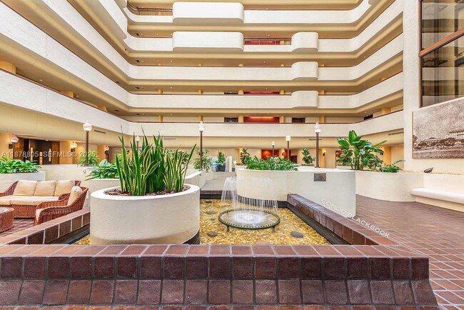 Building Photo - 600 Biltmore Way