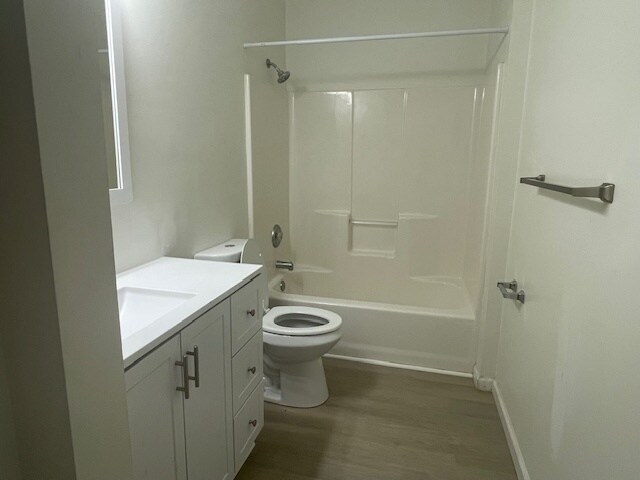 Building Photo - 52 Smith Rd