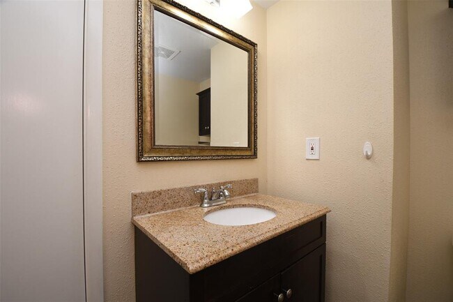 Building Photo - 2596 Bering Dr