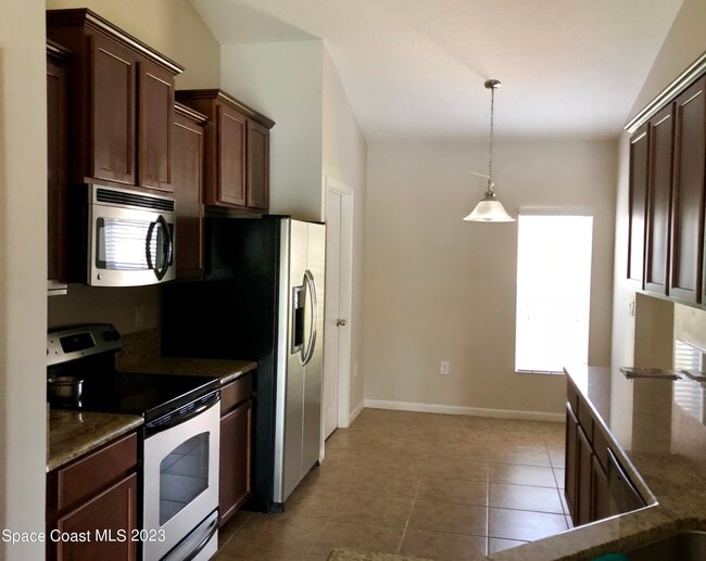 Building Photo - 4082 Joslin Way