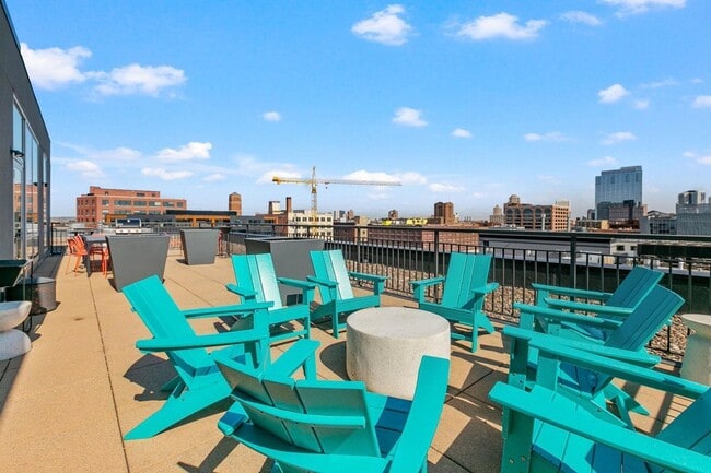 Building Photo - 730 N 4th St