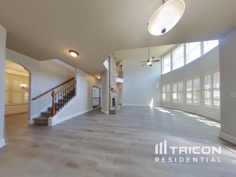 Building Photo - 701 Sterling Reserve