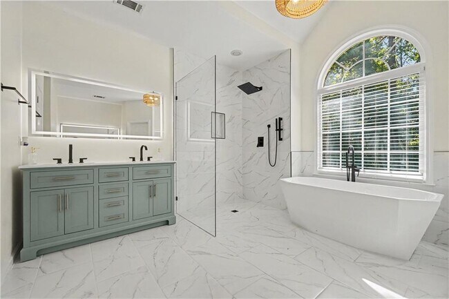 Building Photo - 4315 Rosemont Dr