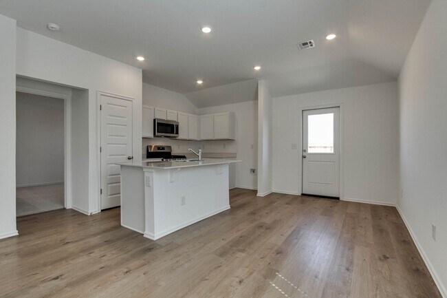 Building Photo - New Construction Living in Yukon's Redstone Ranch