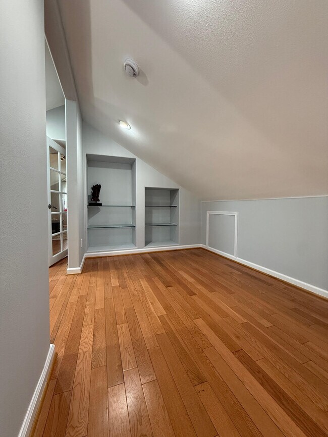 Building Photo - 15206 Chanera Ave