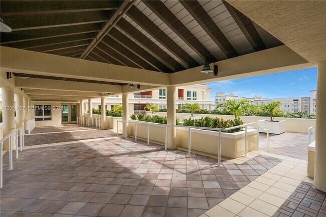 Building Photo - 7350 SW 89th St