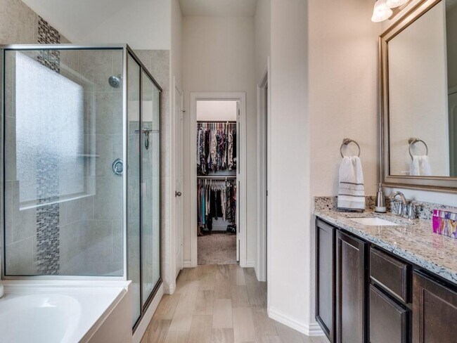 Building Photo - 9108 Bronze Meadow Dr