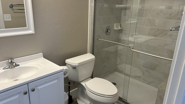 Building Photo - 891 S 2040 W