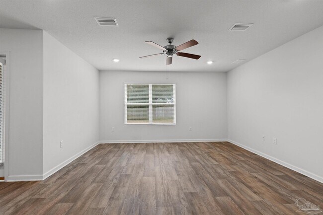 Building Photo - 7349 Lakeside Oak Ct