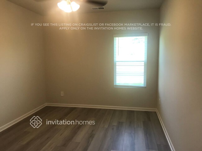 Building Photo - 547 White Birch Ln
