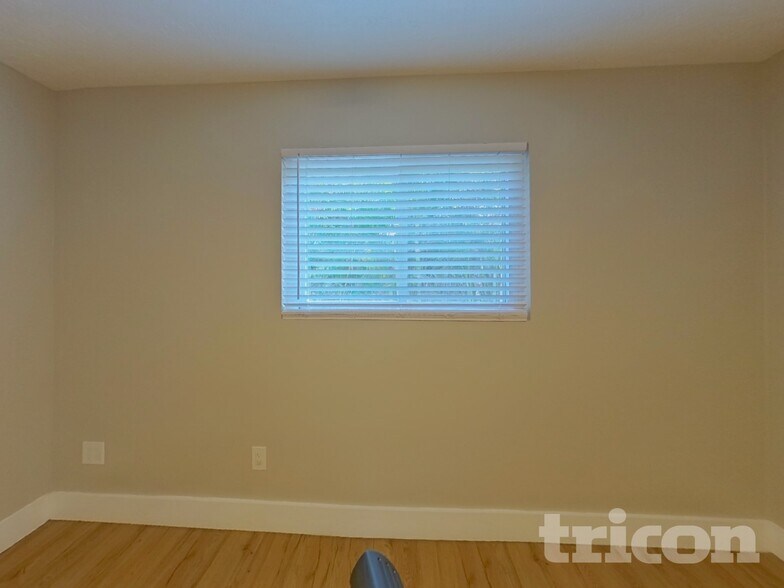 Building Photo - 7217 11th Ave N