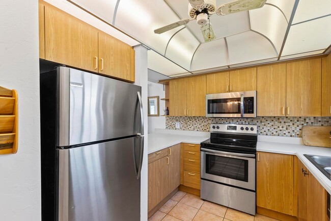 Building Photo - Fully Furnished Long Term Rental