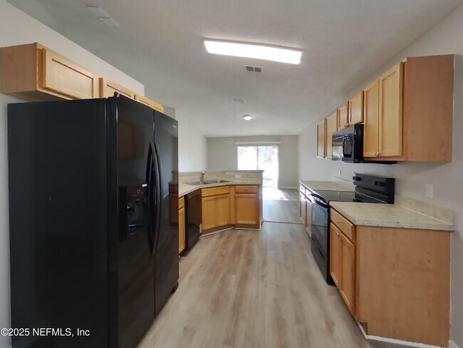 Building Photo - 4138 Clearbrook Cove Rd