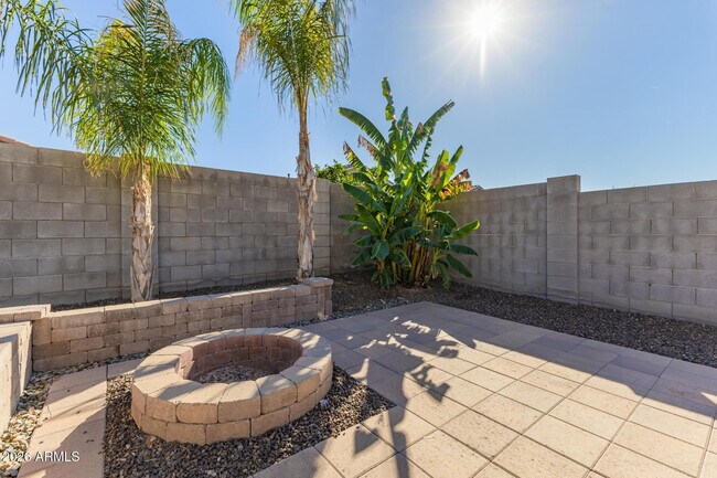 Building Photo - 2057 Kenton Way