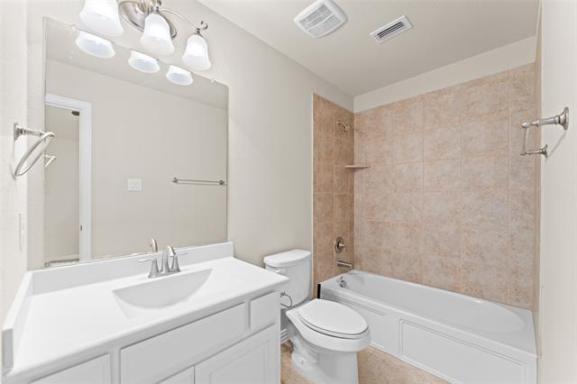 Building Photo - 1425 Barrolo Dr