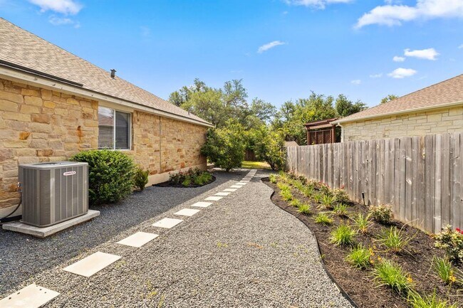 Building Photo - 3321 Winding River Trail