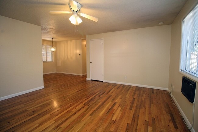 Building Photo - 16711 SW Lake Forest Blvd