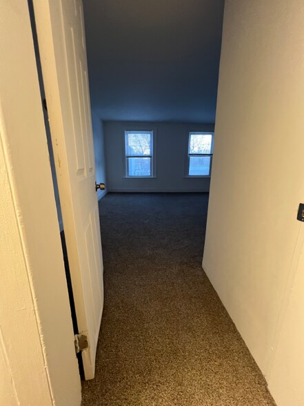 Building Photo - 25 13th St