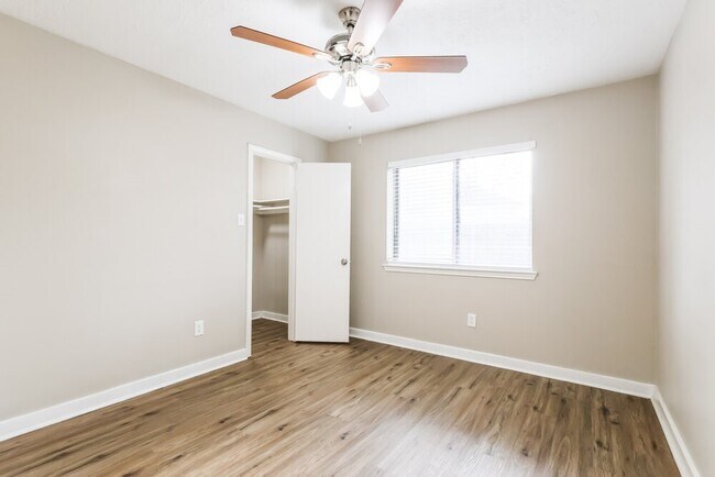 Building Photo - 12207 Evening Glen Ct