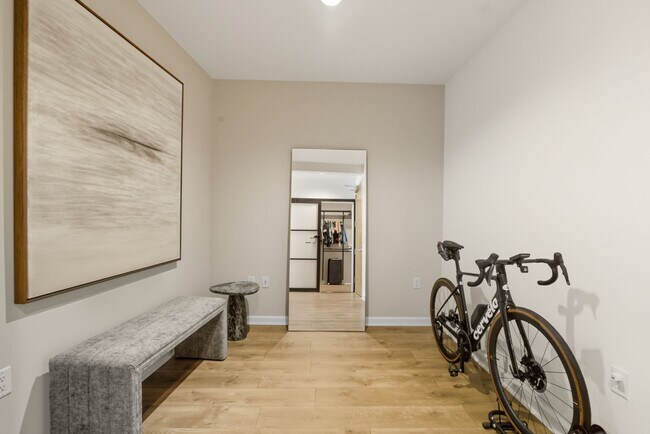 Building Photo - 200 2nd St