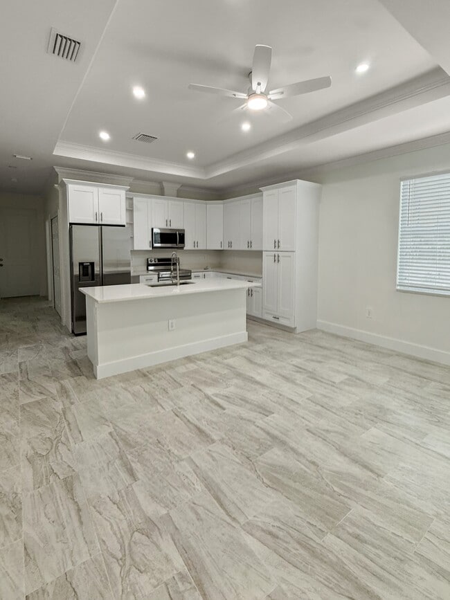 Building Photo - 3816 Ballard Rd