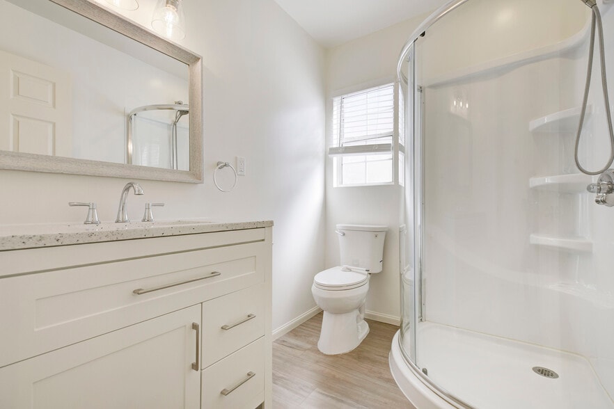 Building Photo - 5709 Beck Ave