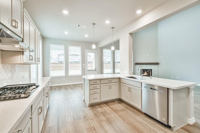 Building Photo - 8211 Chartres Wind Dr