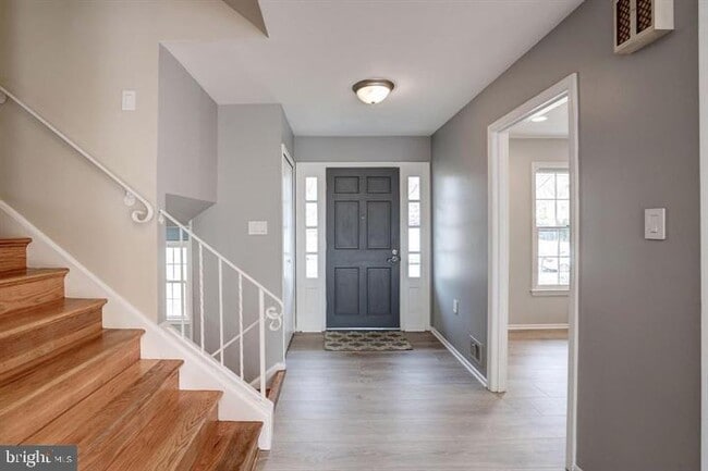 Building Photo - 1700 Pebble Beach Dr
