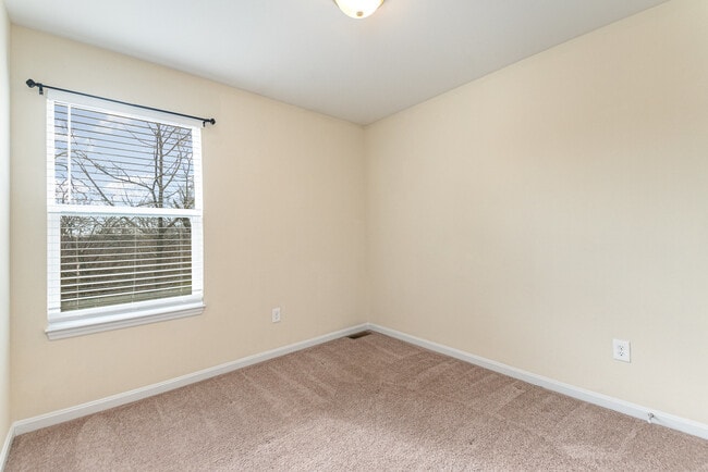 Building Photo - 487 S Arlington Rd