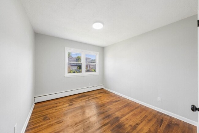 Building Photo - 1213 Roselle St