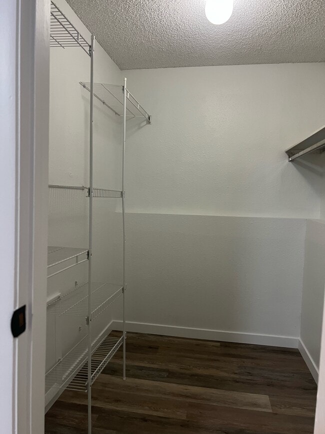 Building Photo - 1147 S Marshall St